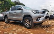 Toyota Hilux 2018 Silver for sale