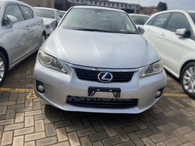Lexus CT 2011 Silver