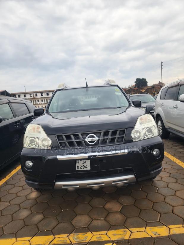 Nissan X-Trail 2.0 Petrol XE 2010 Black