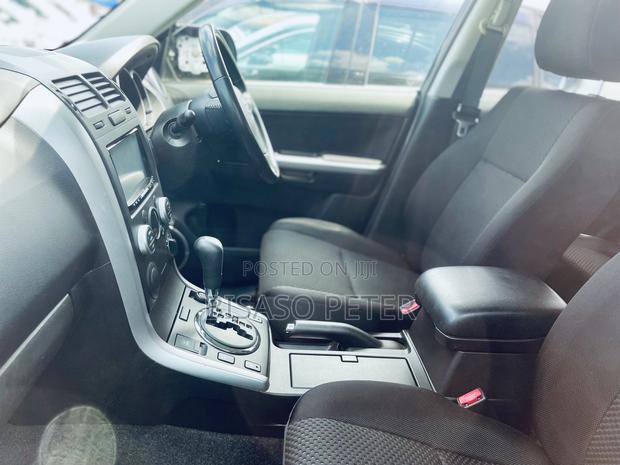 Suzuki Escudo 2011 Black