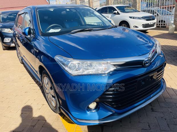 Toyota Corolla Fielder 1.5 Hybrid FWD 2015 Blue