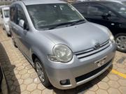 Toyota Sienta 2009 Silver for sale