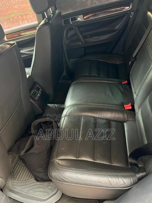 Volkswagen Touareg 2004 Silver