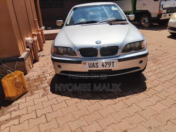 BMW 318i 2004 Silver