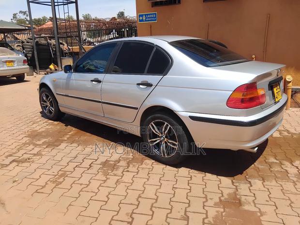 BMW 318i 2004 Silver