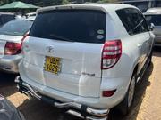 Toyota RAV4 2010 White for sale