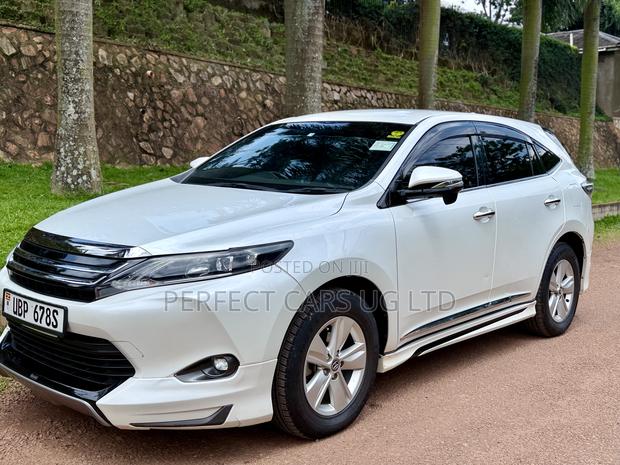 Toyota Harrier 2.0 2016 Pearl