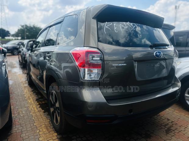 Subaru Forester 2.0XT Touring AWD 2016 Brown