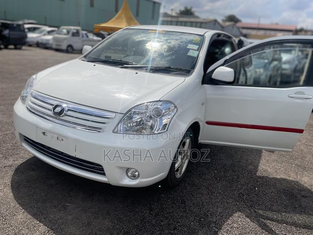 Toyota Raum 2010 White