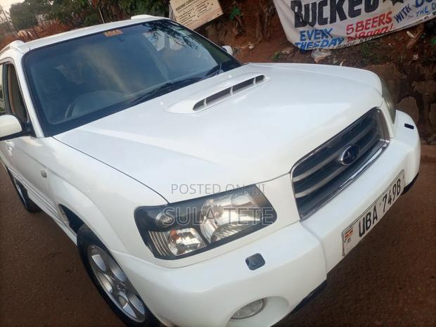 Subaru Forester 2.5 XT 2004 White
