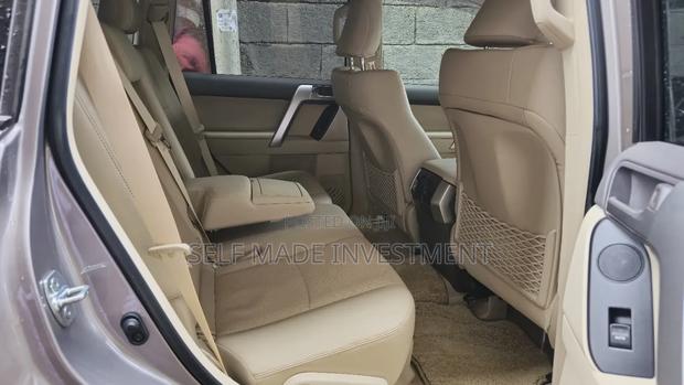 Toyota Land Cruiser Prado 2023 Gold