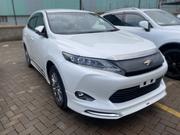 Toyota Harrier 2015 White for sale