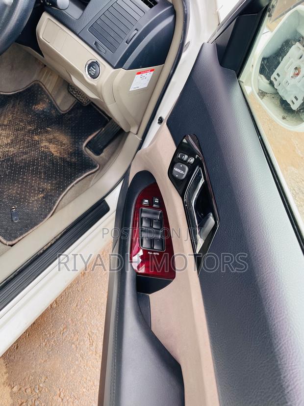 Toyota Mark X 2009 White