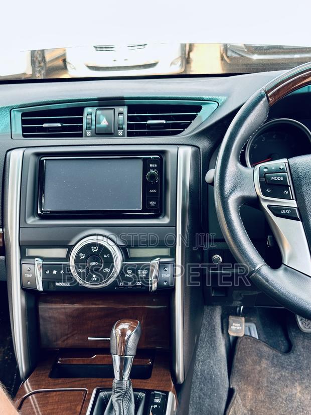 Toyota Mark X 2.5 RWD 2015 Silver