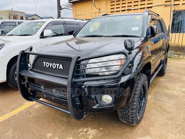 Toyota Hilux Surf 2009 Black