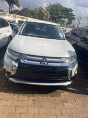 Mitsubishi Outlander 2017 White for sale