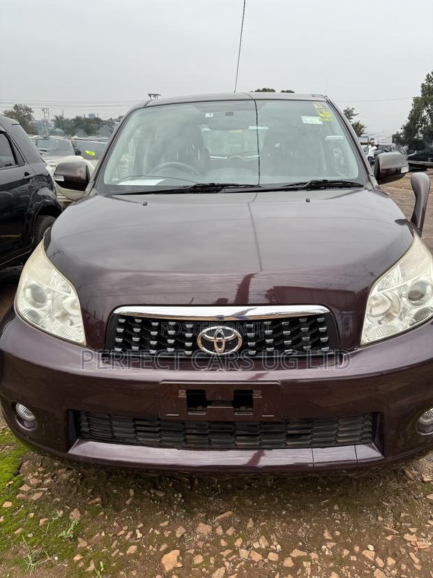 Toyota Rush 1.5 AWD 2010 Burgundy