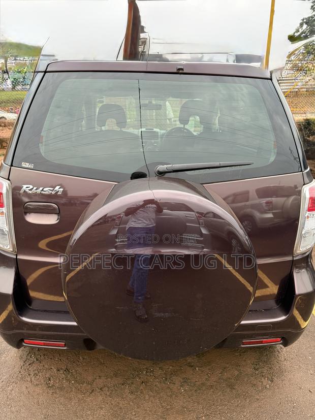 Toyota Rush 1.5 AWD 2010 Burgundy