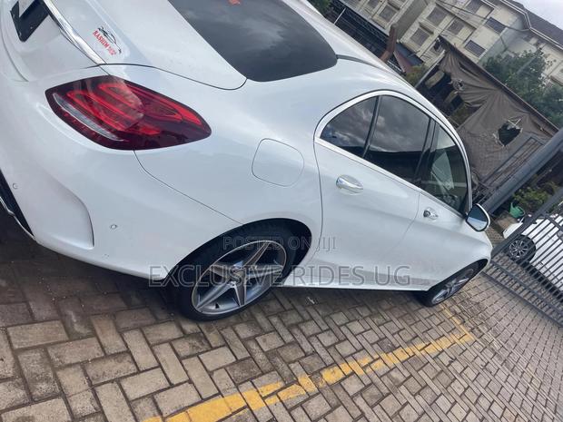 Mercedes-Benz C200 2016 White