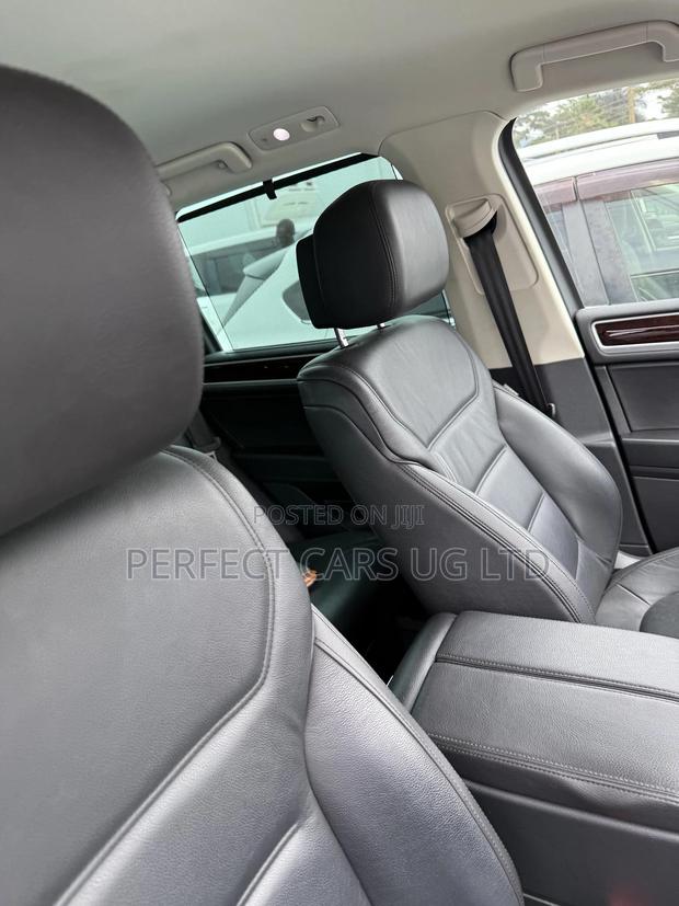 Volkswagen Touareg V6 Lux AWD 4MOTION 2015 Black
