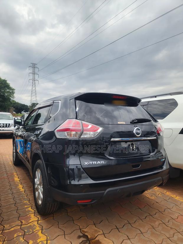 Nissan X-Trail 2.0 Petrol AWD 2015 Black