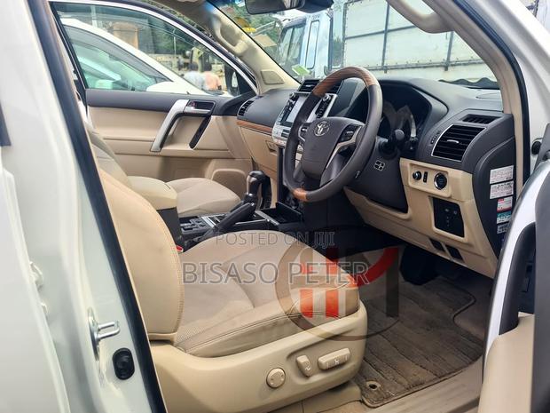 Toyota Land Cruiser Prado 2.7 2017 White