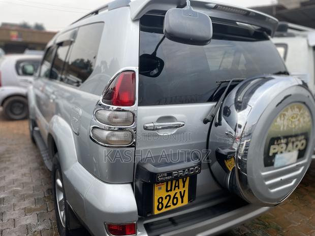 Toyota Land Cruiser Prado 2008 Silver