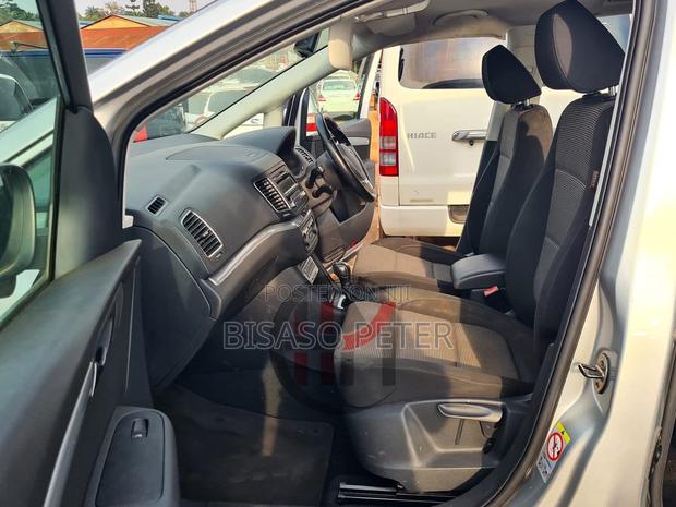 Volkswagen Sharan 2010 Silver