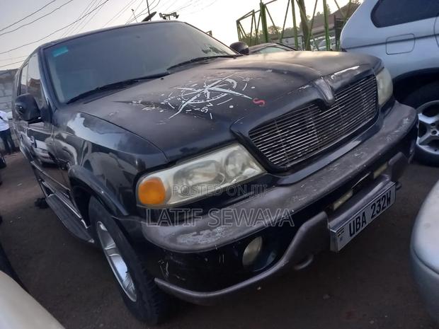 Lincoln Navigator Ultimate 2005 Black