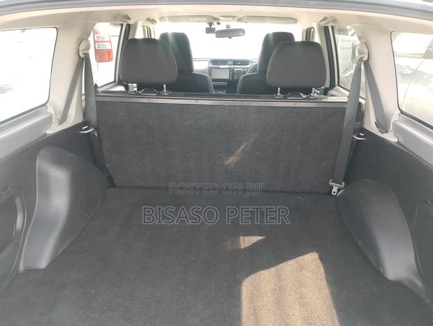 Toyota Probox 2016 Silver