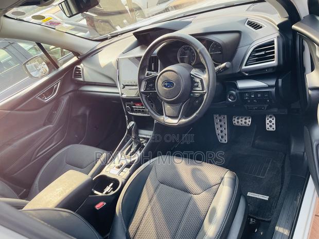 Subaru Forester Base AWD 2020 White