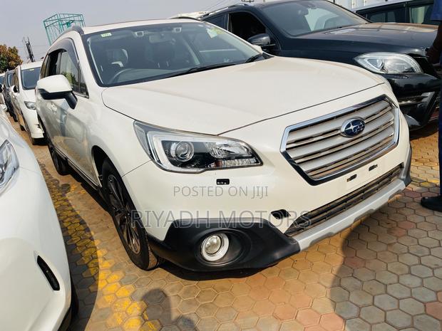 Subaru Outback 2016 White
