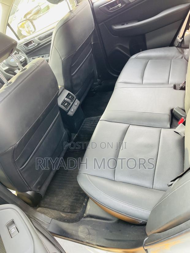 Subaru Outback 2016 White