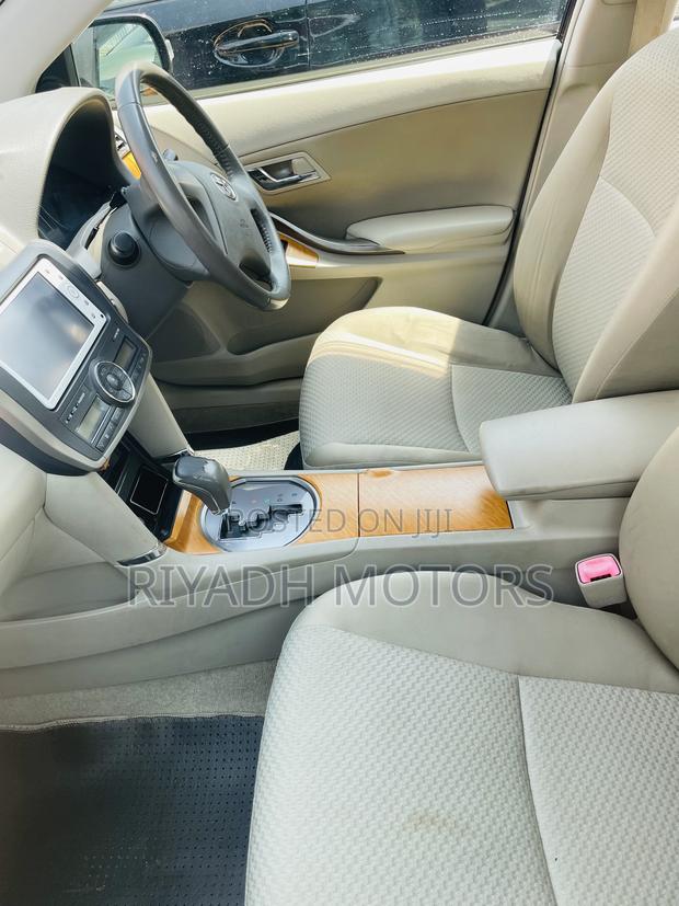Toyota Premio 1.8 FWD 2010 Brown