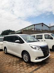 Toyota Noah 2.0 FWD (8 Seater) 2015 White for sale