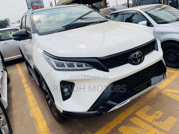 Toyota Fortuner 2.8 D RWD 2020 White