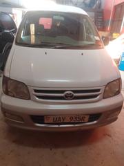 Toyota Noah 2.0 FWD (8 Seater) 2002 White for sale