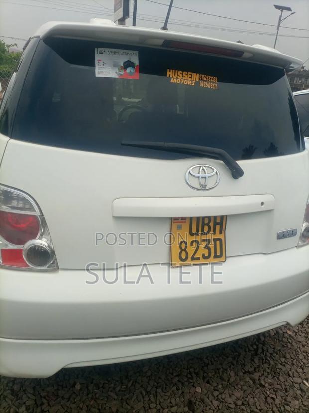 Toyota IST 2007 White