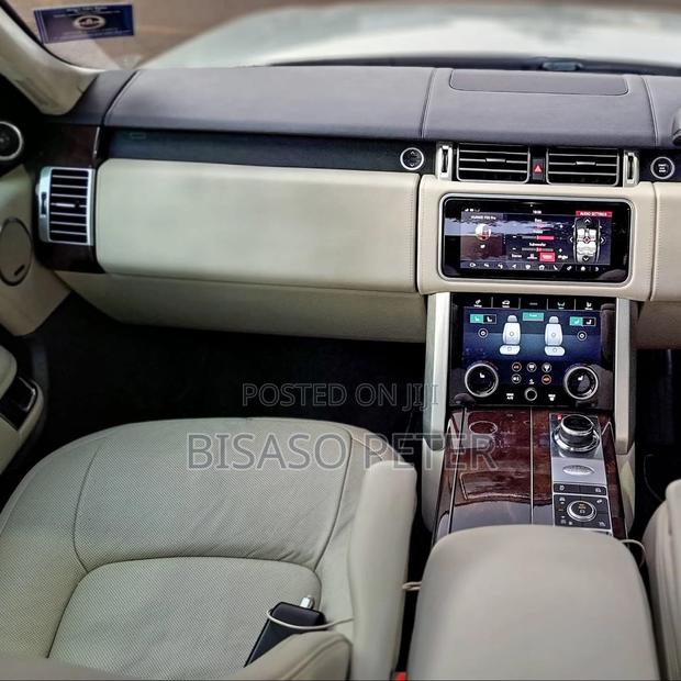 Land Rover Range Rover 2019 Gold
