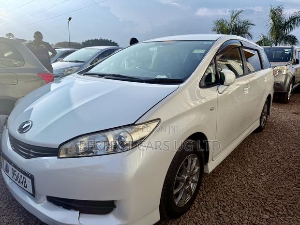 Toyota Wish 2011 Pearl