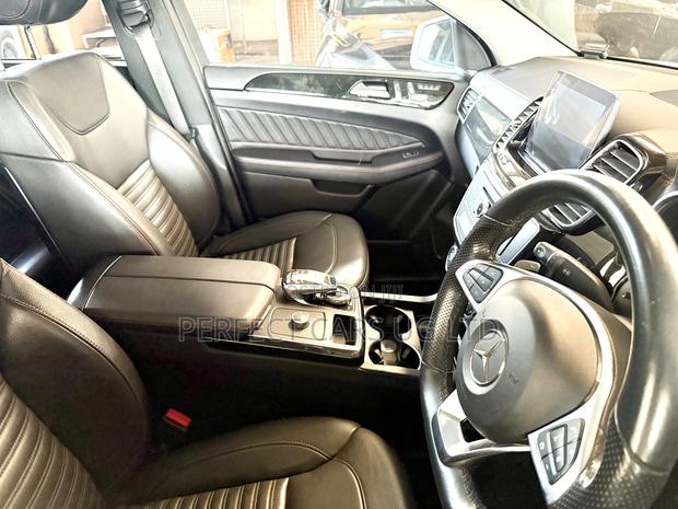 Mercedes-Benz GLE-Class GLE 350d 4MATIC 2017 Off white