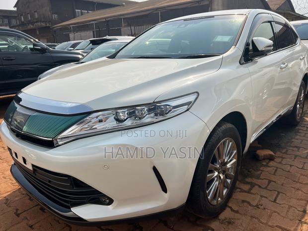Toyota Harrier 2016 White