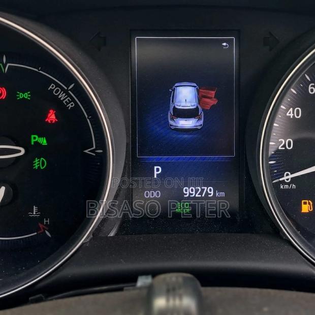 Toyota C-HR 2017 Silver
