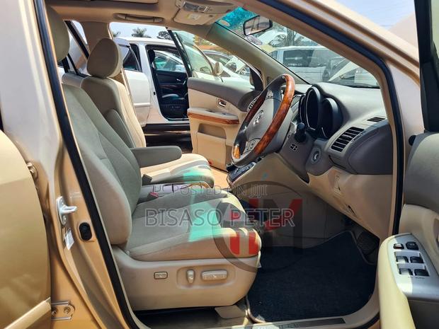 Toyota Harrier 2.4 2012 Gold