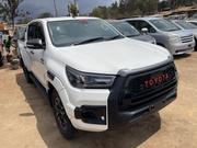 Toyota Hilux 2015 White for sale