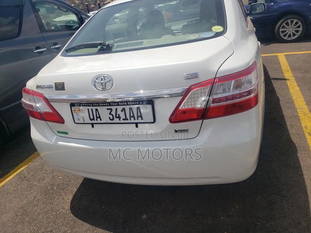Toyota Premio 1.8 AWD 2010 White