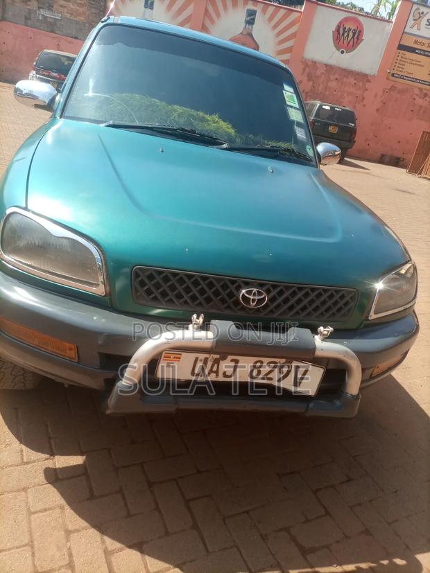 Toyota RAV4 Cabriolet 1998 Green