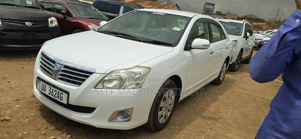 Toyota Premio 2011 White