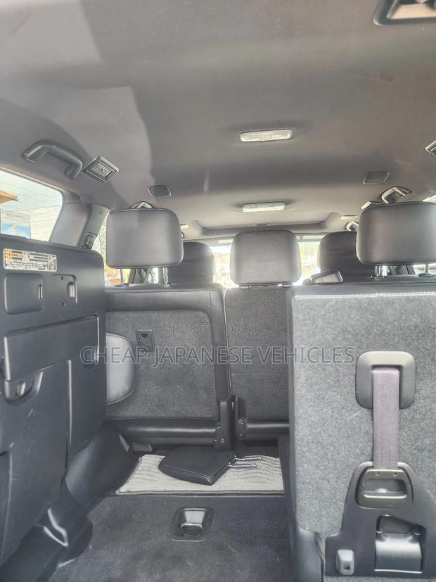 Toyota Land Cruiser 4.6 V8 ZX 2017 Black