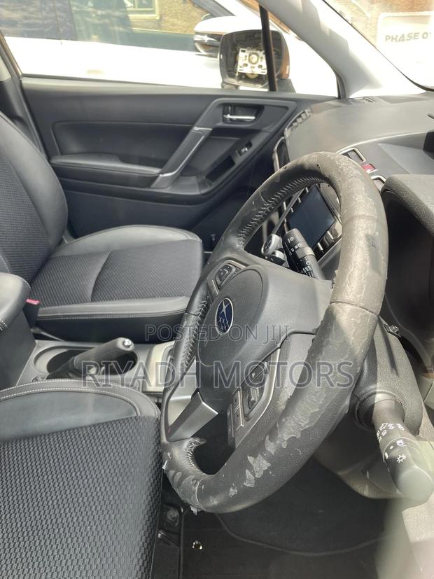 Subaru Forester 2017 Gray
